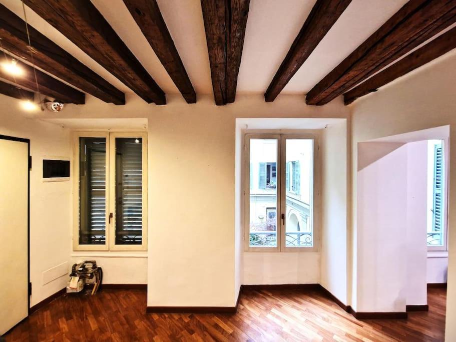 Magnifico Appartamento Ristrutturato Milaan Buitenkant foto