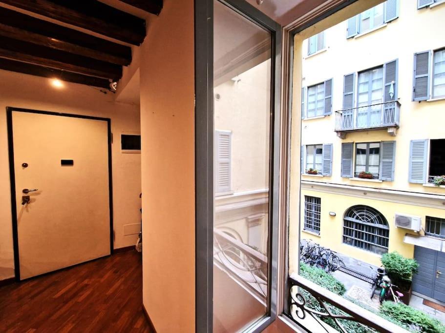 Magnifico Appartamento Ristrutturato Milaan Buitenkant foto